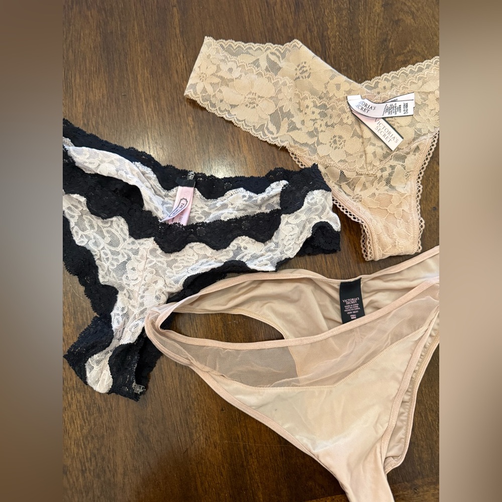 Victoria's Secret Lace and Mesh Panties - Black and Cream